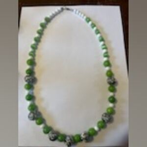 Jelly's Jewelry and Boutique Handcrafted Green/White/Silver Beaded Necklace